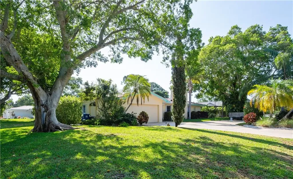 6900 28th Street S St Petersburg FL 33712