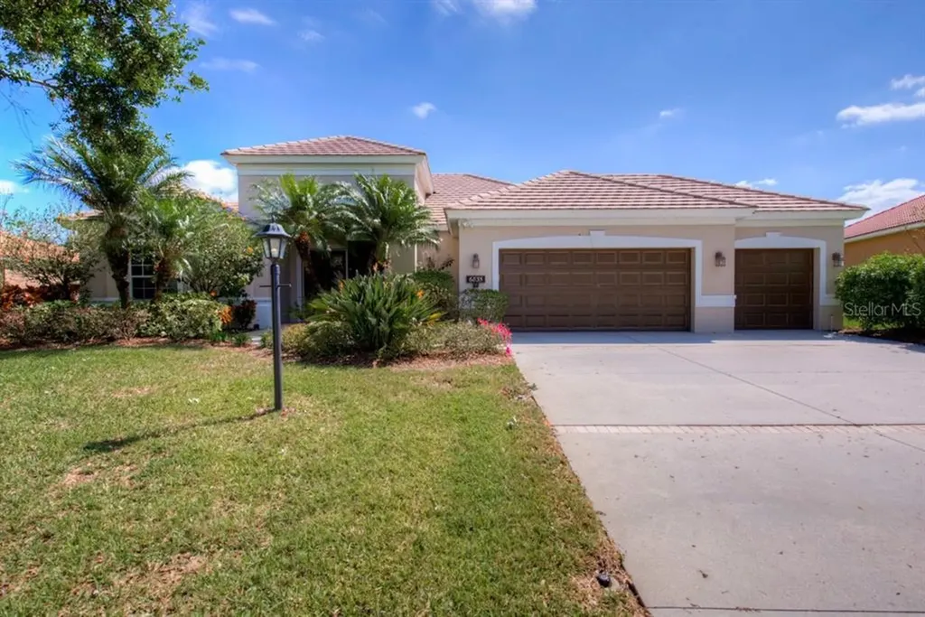 6835 Honeysuckle Trail Lakewood Ranch FL 34202