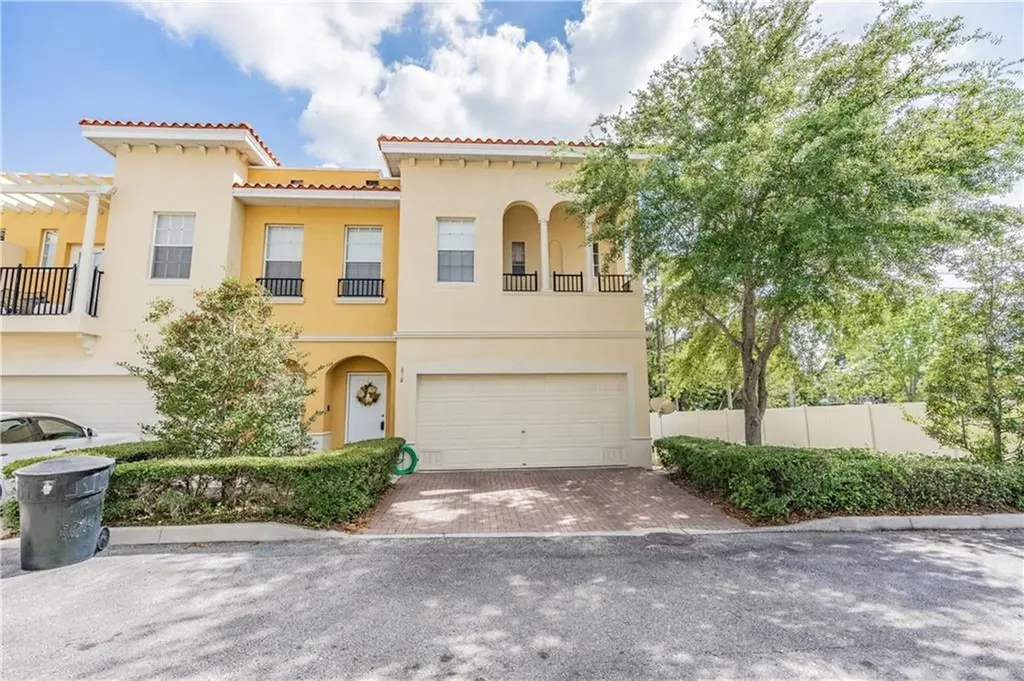 618 105th Lane N St Petersburg FL 33716