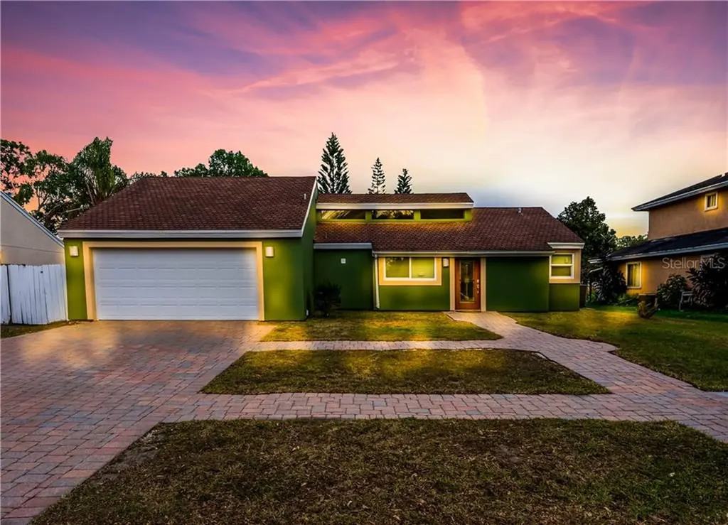 109 N Deerwood Avenue Orlando FL 32825
