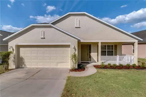 2021 Newtown Road Groveland FL 34736