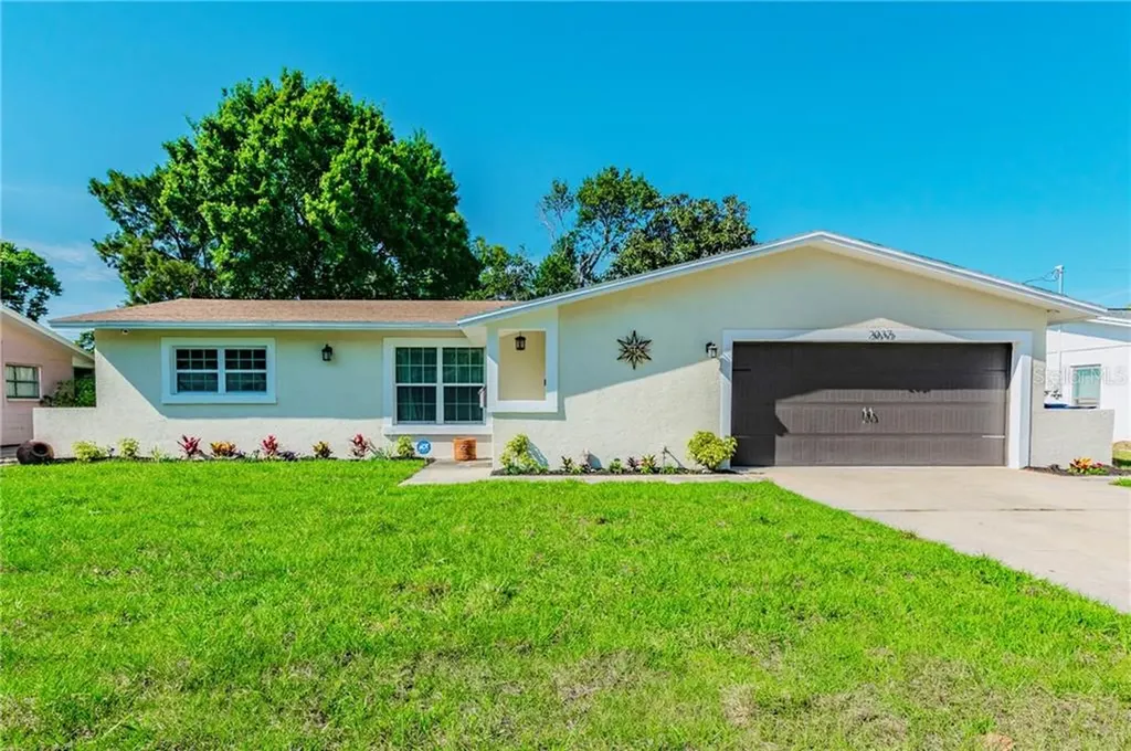 2037 67th Avenue S St Petersburg FL 33712