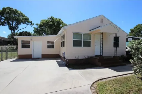 3904 53rd Avenue N St Petersburg FL 33714