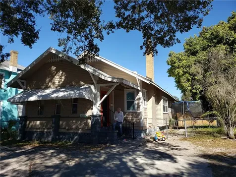 1017 16th Avenue S St Petersburg FL 33705