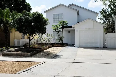 1925 Tropic Bay Court Orlando FL 32807