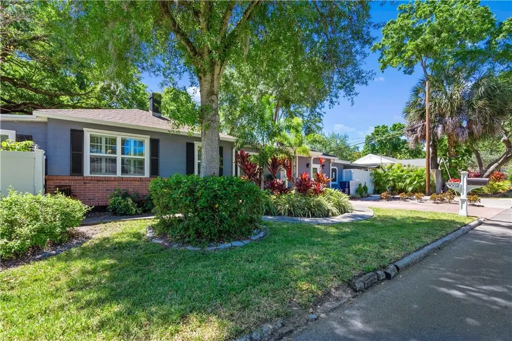 3002 W Alline Avenue Tampa FL 33611
