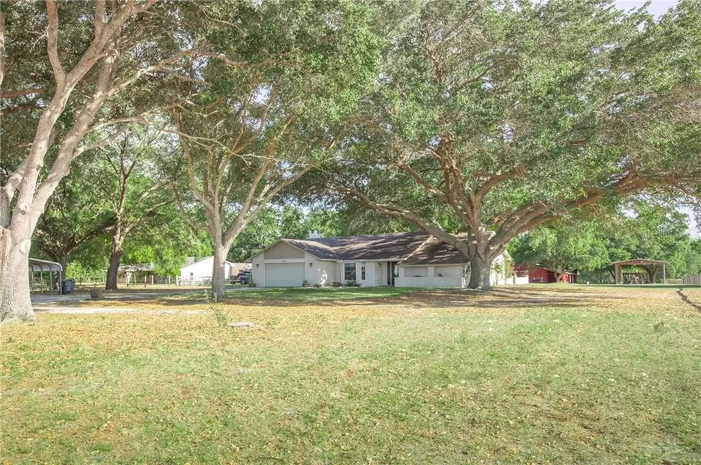 860 Lake Mattie Road Auburndale FL 33823