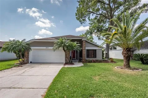 2313 Walden Place N Plant City FL 33566