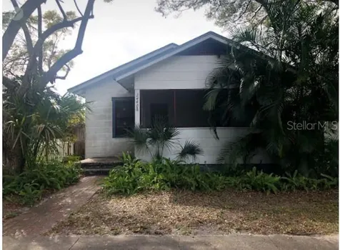 2448 Dartmouth Avenue N St Petersburg FL 33713