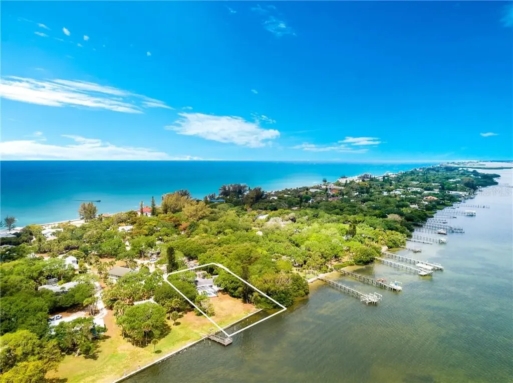 3055 N Beach Road Englewood FL 34223