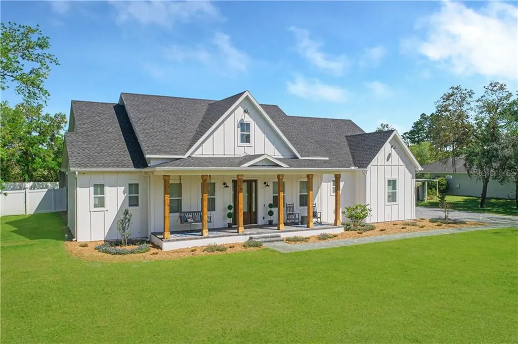 19443 Sarmundham Street Orlando FL 32833
