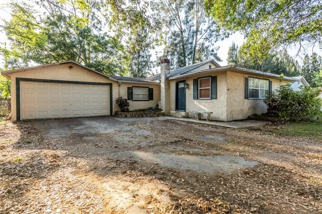 5810 59th Way N St Petersburg FL 33709