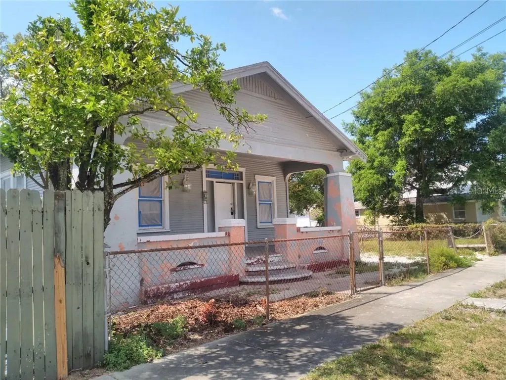 1021 E 15th Avenue Tampa FL 33605