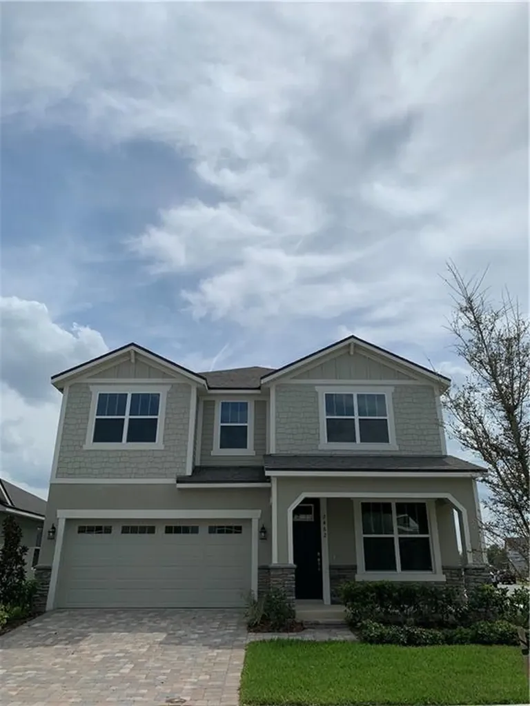 2462 Volunteer Avenue Kissimmee FL 34744