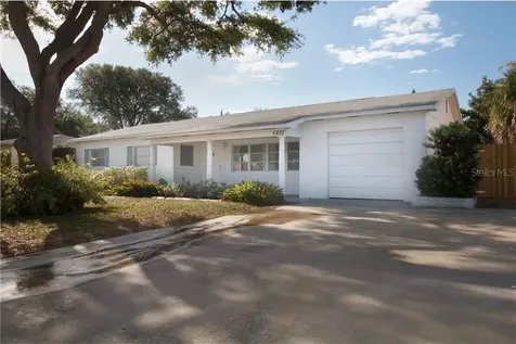 6270 27th Avenue N St Petersburg FL 33710