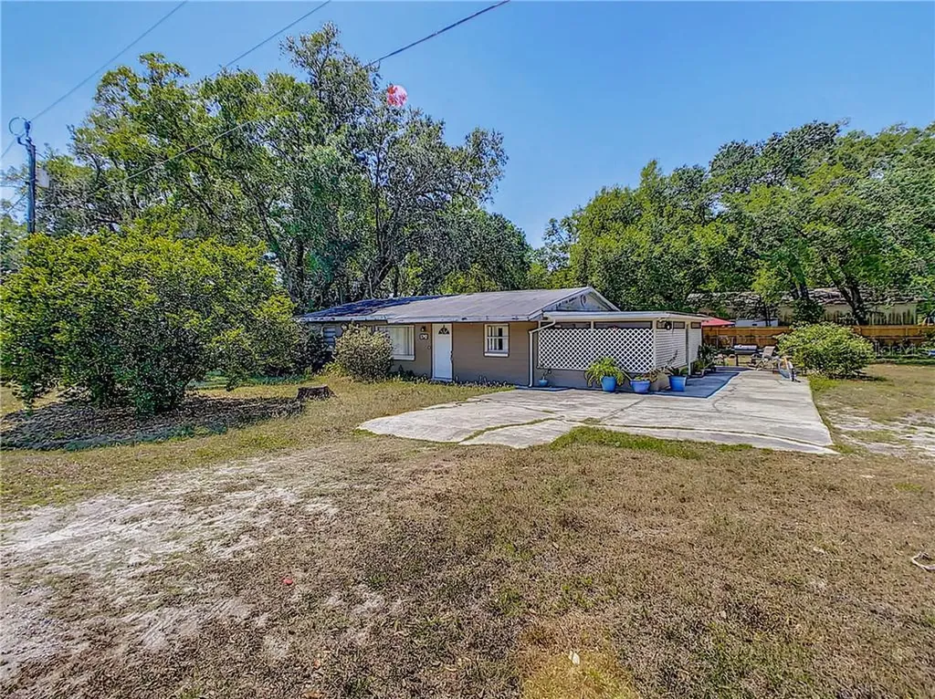 1742 Evergreen Street Kissimmee FL 34746