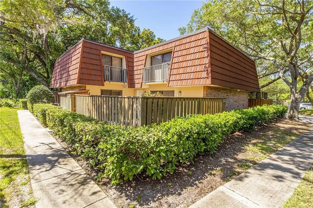 2714 3rd Court Palm Harbor FL 34684