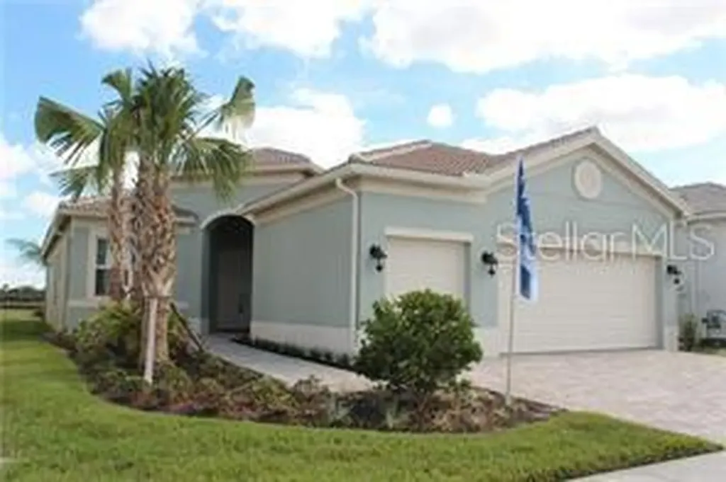 15311 Valencia Del Sol Street Wimauma FL 33598