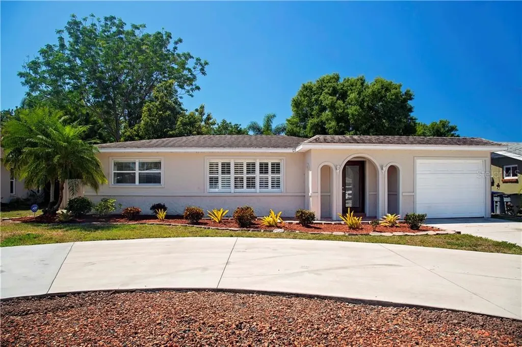 4138 Winthrop Street Sarasota FL 34232