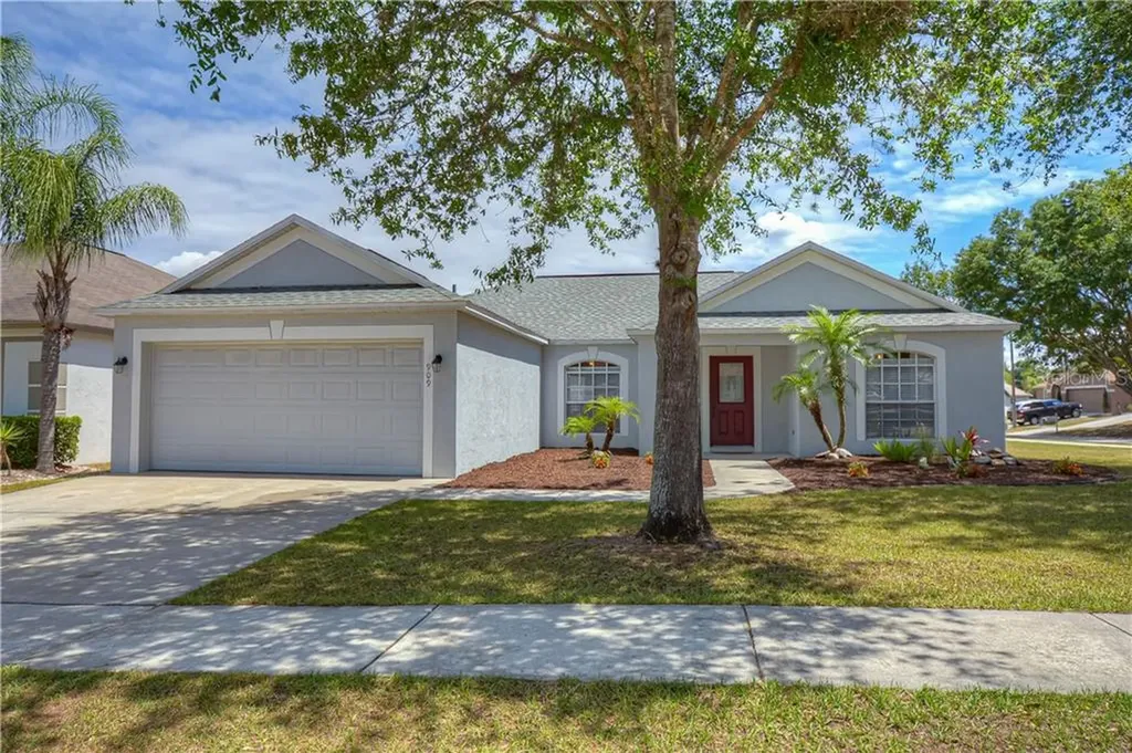 909 Pyrite Court Valrico FL 33594