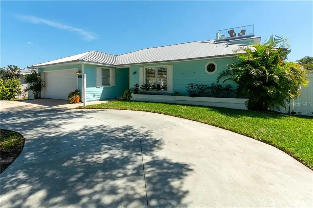 612 Poinsettia Avenue Ellenton FL 34222