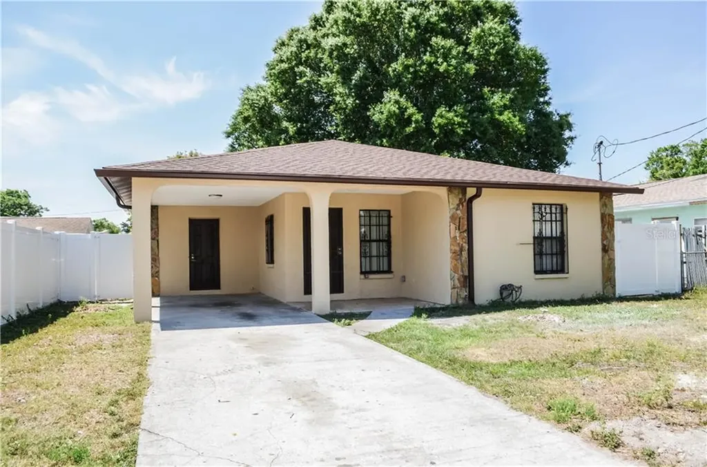 5820 N Hale Avenue Tampa FL 33614