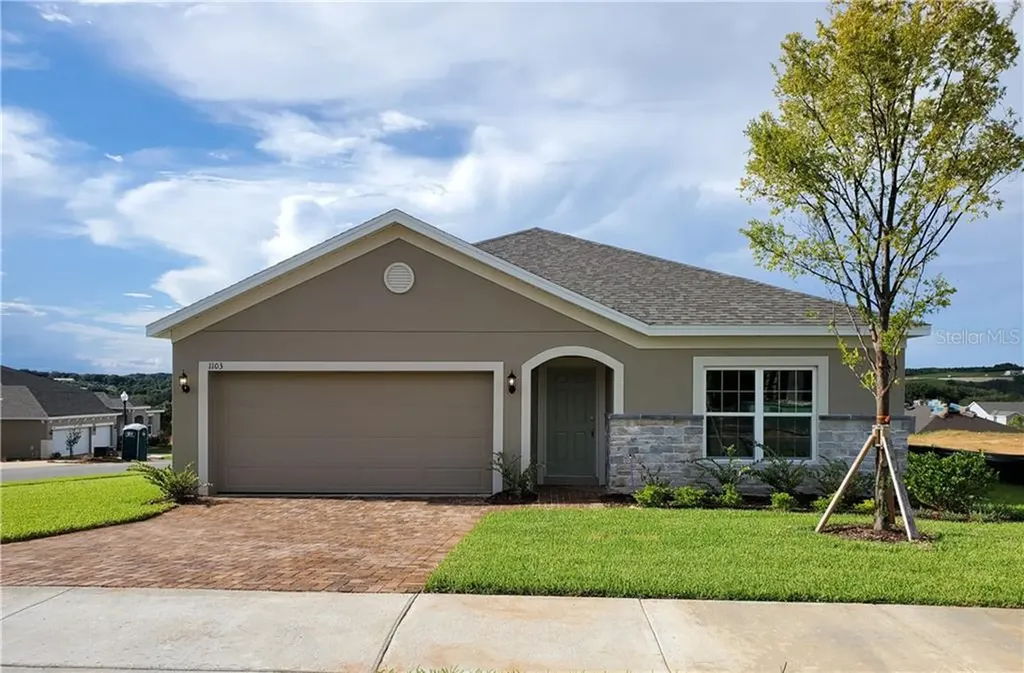 1103 Golden Dawn Loop Minneola FL 34715