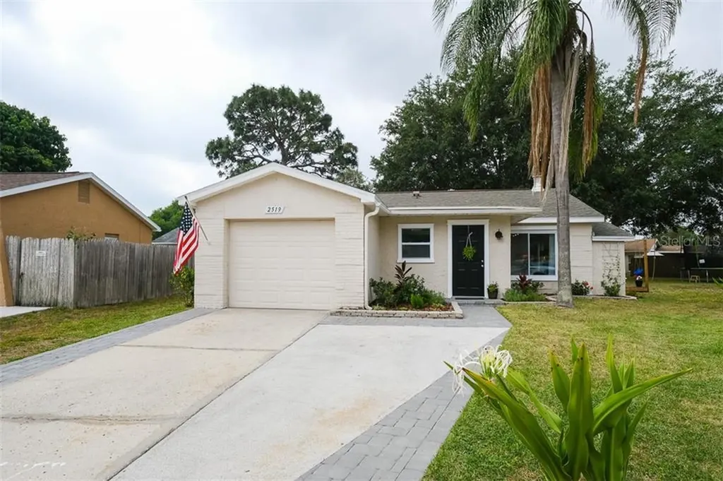 2519 Fawn Court Clearwater FL 33761