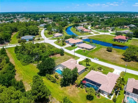 155 Long Meadow Lane Rotonda West FL 33947