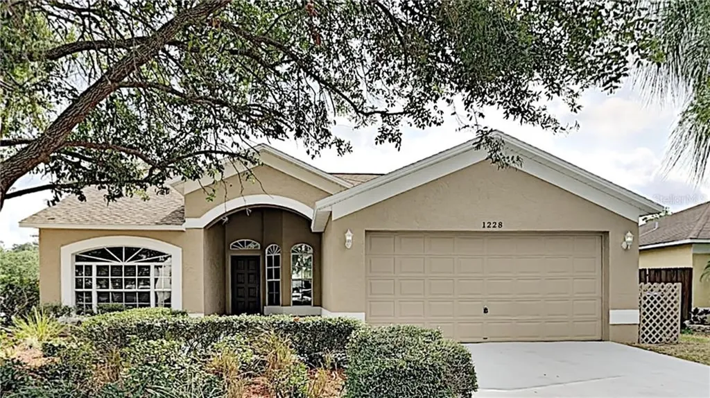 1228 Alpine Lake Drive Brandon FL 33511
