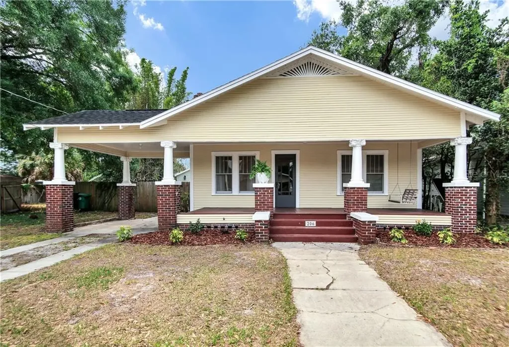 206 W Haya Street Tampa FL 33603
