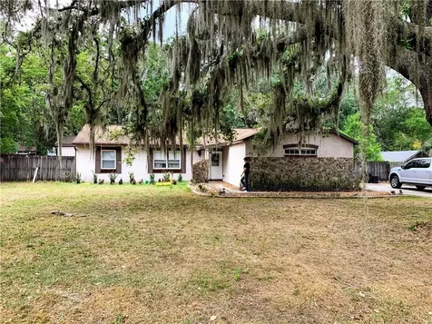 11718 North Drive Tampa FL 33617