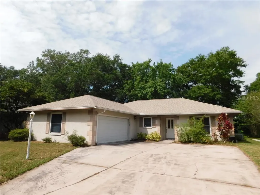 1819 Thornwood Court Wesley Chapel FL 33543