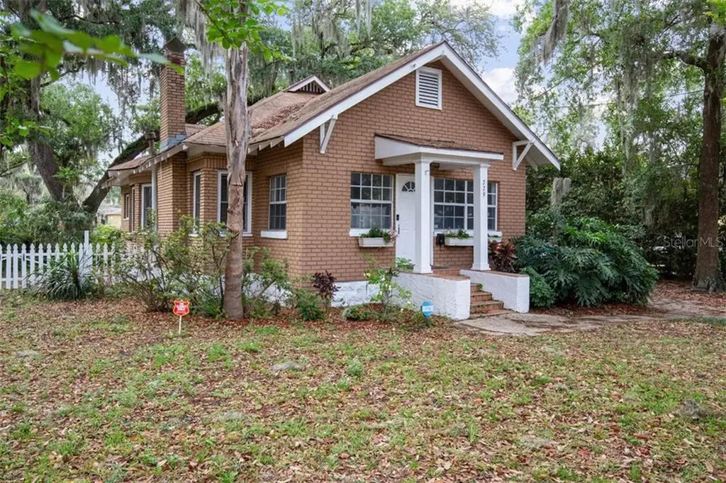 229 S Lawsona Boulevard Orlando FL 32801