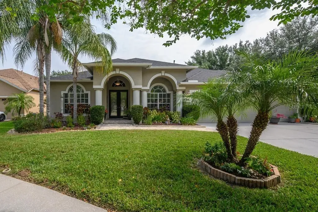 19801 Glazing Globe Lane Lutz FL 33558