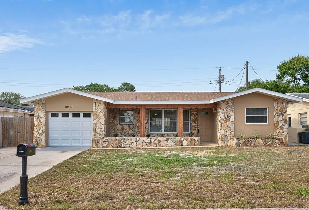 12567 79th Avenue Seminole FL 33776