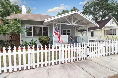 1009 8th Street N St Petersburg FL 33701