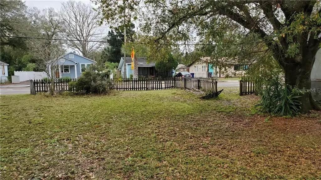 203 W Violet Street Tampa FL 33603