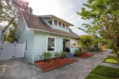 833 2nd Street N St Petersburg FL 33701