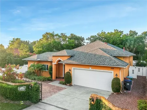 1051 Aloma Avenue Winter Park FL 32789