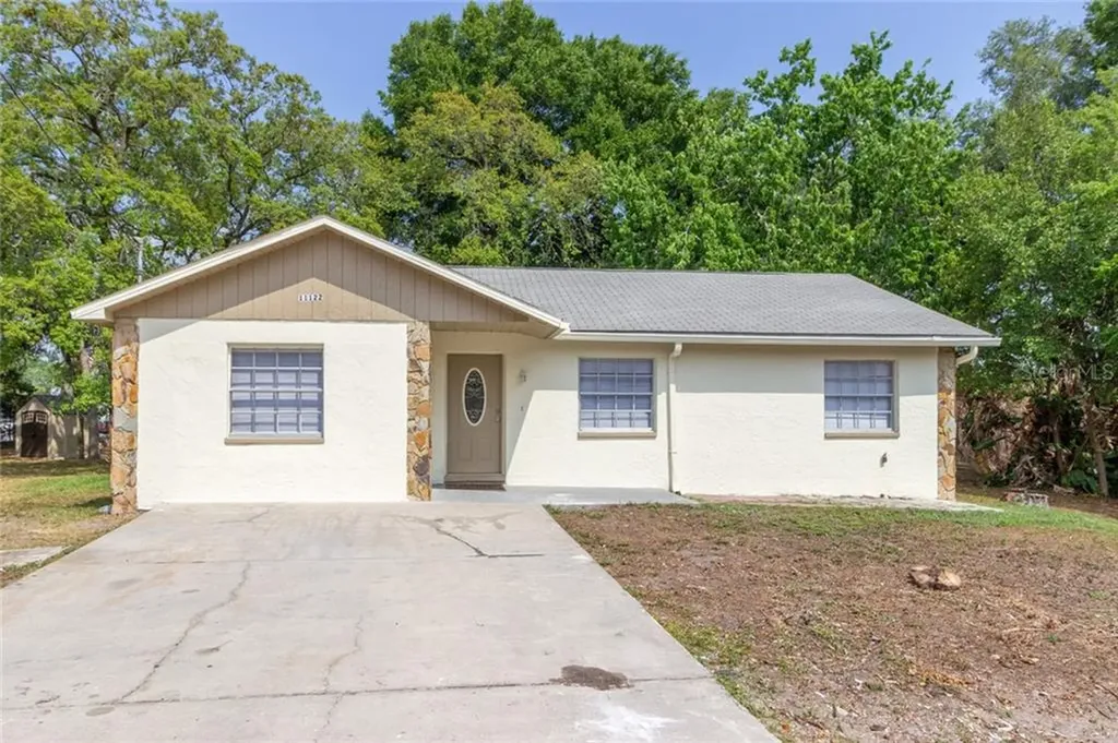 11122 N Dixon Avenue Tampa FL 33612