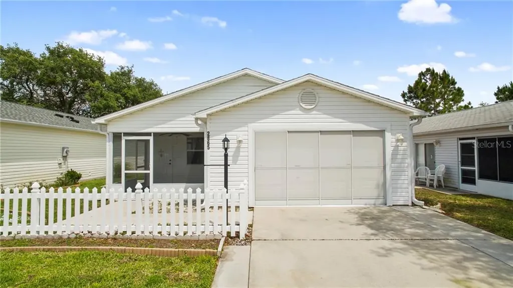 2865 Barboza Drive The Villages FL 32162