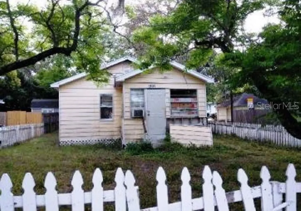 5901 N 15th Street Tampa FL 33610