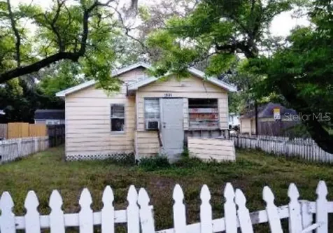 5901 N 15th Street Tampa FL 33610