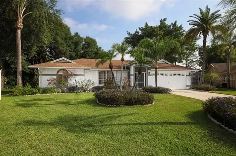 6902 9th Court E Sarasota FL 34243