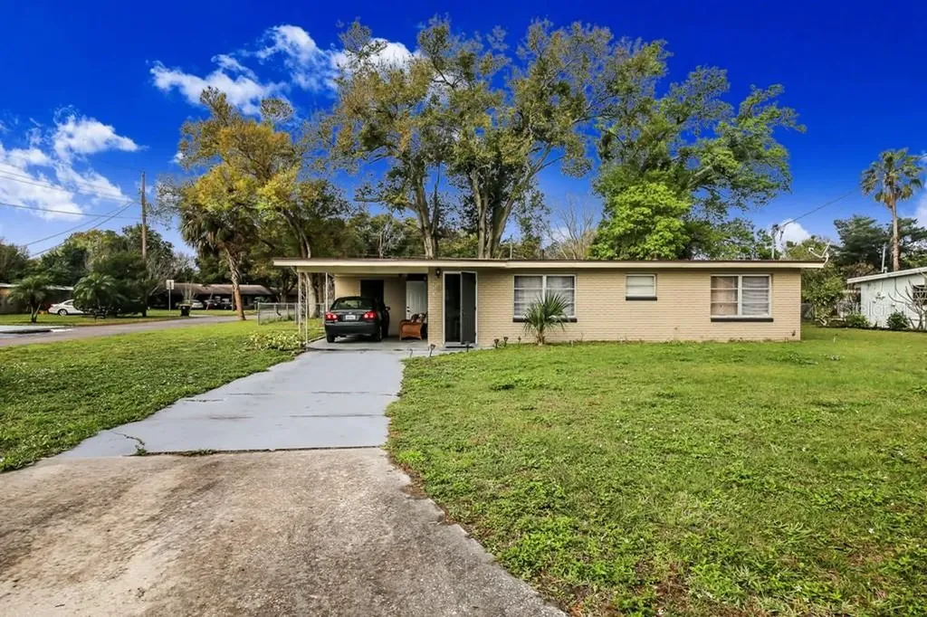 2701 Woodlawn Drive Winter Haven FL 33881
