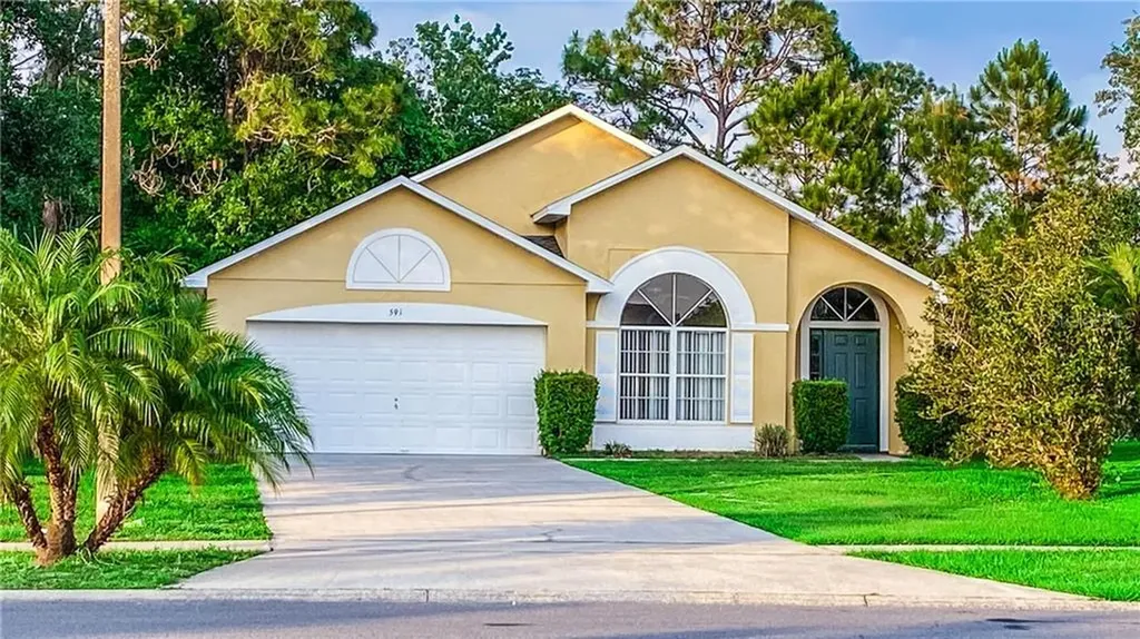 591 Eagle Pointe S Kissimmee FL 34746