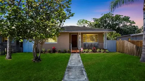 4221 10th Avenue N St Petersburg FL 33713