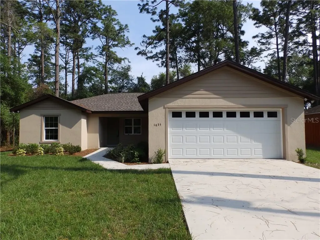 1635 Schaub Avenue Orange City FL 32763