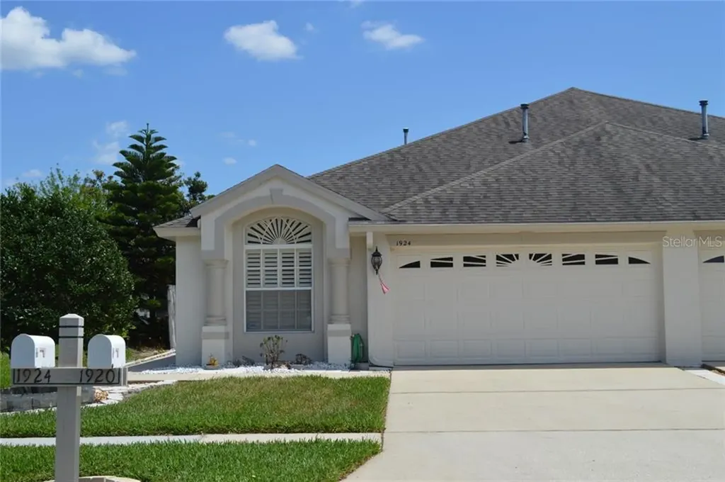 1924 Ravenridge Street Wesley Chapel FL 33543